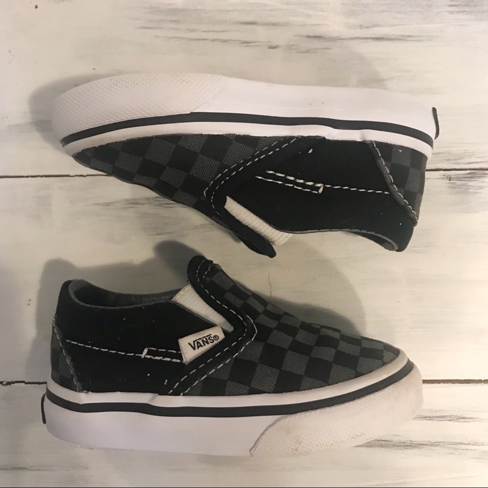 Kids Vans. Toddler size 4. Checkered black & grey.